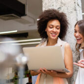 Retaining-and-growing-talent-in-marketing-teams-lessons-from-industry-leaders